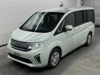 Honda STEP WAGON лот № 10120 оценка 4  с аукциона в Японии 3