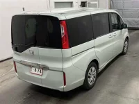 Honda STEP WAGON лот № 10120 оценка 4  с аукциона в Японии 4