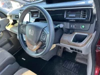 Honda STEP WAGON лот № 10132 оценка 4  с аукциона в Японии 2