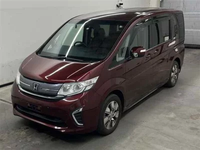 Honda STEP WAGON  с аукциона в Японии