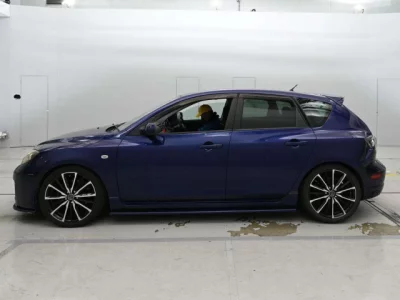 Mazda AXELA  с аукциона в Японии