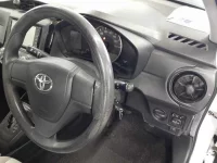 Toyota COROLLA AXIO лот № 30344 оценка 3.5  с аукциона в Японии 8