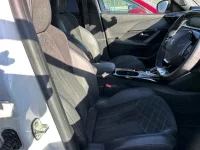 Peugeot 2008 лот № 35032 оценка R  с аукциона в Японии 6