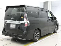 Nissan SERENA лот № 30347 оценка R  с аукциона в Японии 1