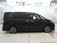 Nissan SERENA лот № 30347 оценка R  с аукциона в Японии 2
