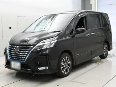 Nissan SERENA  с аукциона в Японии