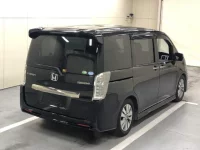 Honda STEP WAGON лот № 6092 оценка 3.5  с аукциона в Японии 3