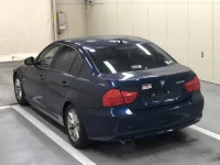 BMW 3-Series лот № 1252 оценка 4  с аукциона в Японии 1