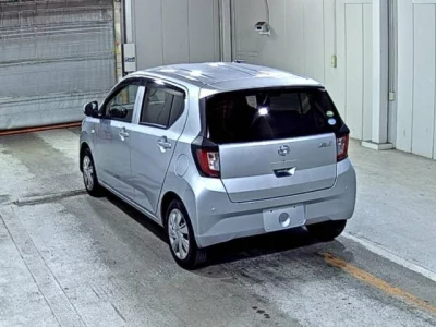 Daihatsu MIRA E S