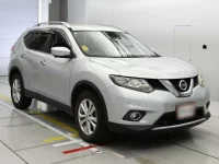 Nissan X-TRAIL лот № 30374 оценка 4  с аукциона в Японии 4