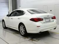 Nissan FUGA лот № 36475 оценка 5  с аукциона в Японии 5