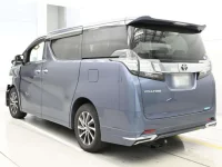 Toyota VELLFIRE лот № 30379 оценка RA  с аукциона в Японии 5