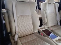 Toyota VELLFIRE лот № 30379 оценка RA  с аукциона в Японии 10