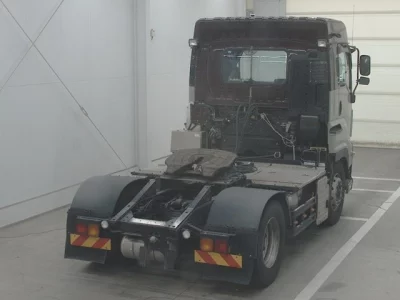 Isuzu TRUCK