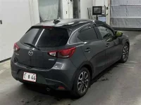 Mazda DEMIO лот № 70163 оценка 3.5  с аукциона в Японии 4