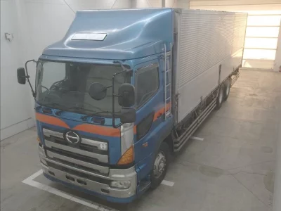 Hino TRUCK