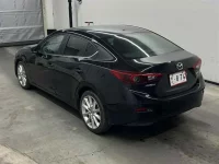 Mazda AXELA лот № 11017 оценка 3  с аукциона в Японии 1