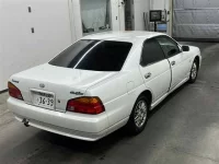 Nissan LAUREL лот № 70176 оценка 4  с аукциона в Японии 4