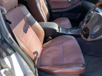 Nissan LAUREL лот № 70176 оценка 4  с аукциона в Японии 6