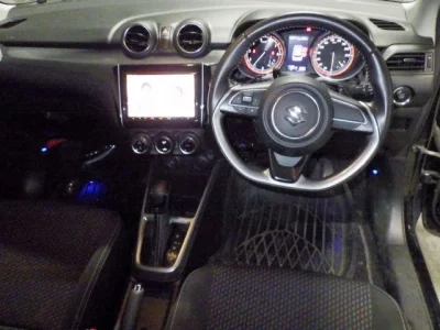 Suzuki SWIFT  с аукциона в Японии
