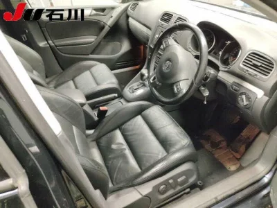 Volkswagen GOLF  с аукциона в Японии