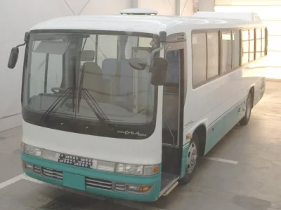 Isuzu BUS