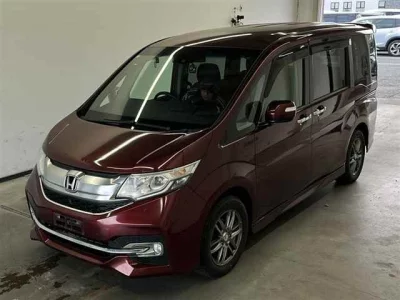 Honda STEP WAGON  с аукциона в Японии