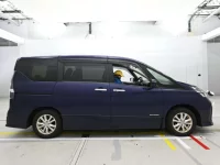 Nissan SERENA лот № 30425 оценка 4  с аукциона в Японии 2