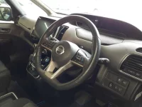 Nissan SERENA лот № 30425 оценка 4  с аукциона в Японии 8