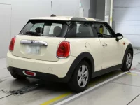 BMW MINI лот № 90613 оценка 4  с аукциона в Японии 1