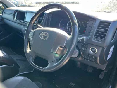 Toyota HIACE VAN  с аукциона в Японии