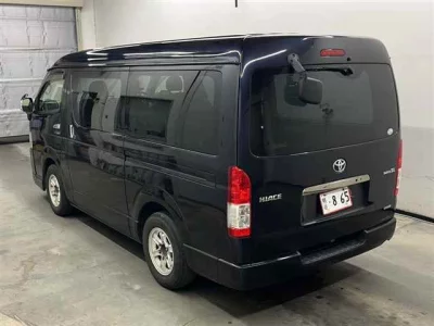 Toyota HIACE VAN  с аукциона в Японии