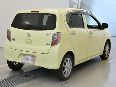Daihatsu MIRA E S