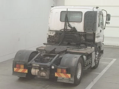 Isuzu TRUCK