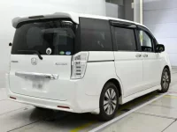 Honda STEP WAGON лот № 30450 оценка 4  с аукциона в Японии 1