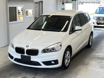 BMW 2-Series  с аукциона в Японии