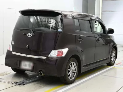Toyota BB