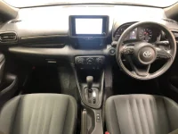 Toyota YARIS лот № 3002 оценка 4  с аукциона в Японии 4