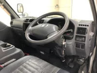 Mazda BONGO VAN лот № 3003 оценка 3.5  с аукциона в Японии 5