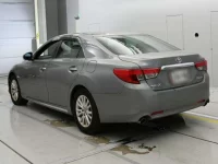 Toyota MARK X лот № 30460 оценка 4  с аукциона в Японии 5