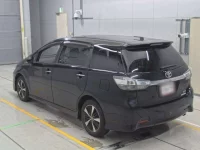Toyota WISH лот № 30475 оценка 4  с аукциона в Японии 5