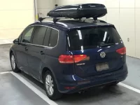 Volkswagen GOLF TOURAN лот № 3017 оценка 3.5  с аукциона в Японии 1