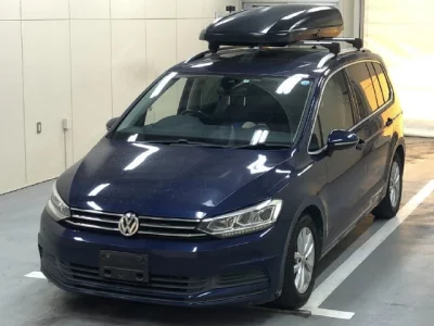 Volkswagen GOLF TOURAN  с аукциона в Японии