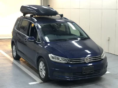 Volkswagen GOLF TOURAN  с аукциона в Японии