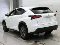 Lexus NX лот № 30486 оценка 4.5  с аукциона в Японии 5