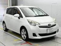Toyota RACTIS лот № 30489 оценка 4  с аукциона в Японии 4