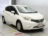 Nissan NOTE лот № 30494 оценка 3.5  с аукциона в Японии 4