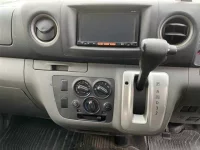 Nissan CARAVAN VAN лот № 80089 оценка X  с аукциона в Японии 5