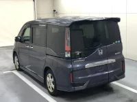 Honda STEP WAGON лот № 3057 оценка 2  с аукциона в Японии 1