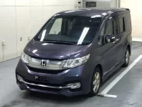 Honda STEP WAGON лот № 3057 оценка 2  с аукциона в Японии 2